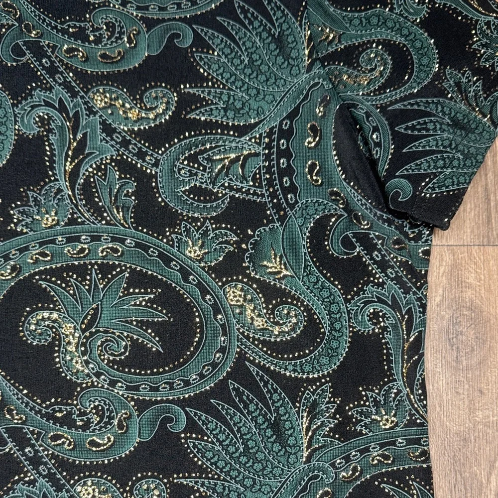 Jaclyn Smith Black and Green Paisley Short Sleeve Top Women’s Size XL - Picture 7 of 13